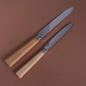 Couteau Kérylos en buis et métal argenté