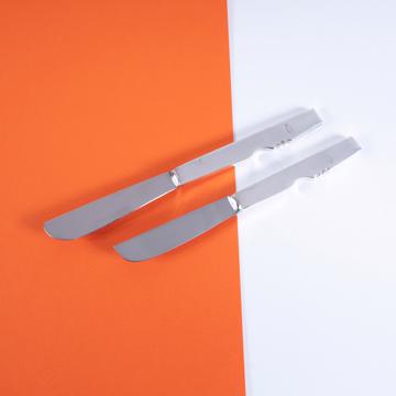 Couteau Profil en métal argenté