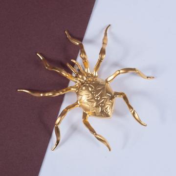 Grand pin's Araignée en métal doré ou argenté, or [1]