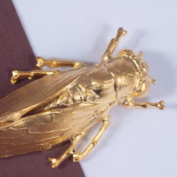 Grand pin's Cigale en métal doré ou argenté, or [2]