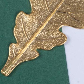 Grand pin's Feuille de chêne en métal doré ou argenté, or [4]