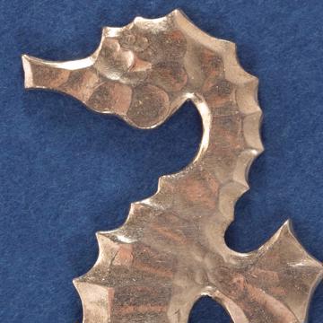 Pin's Hippocampe en cuivre argenté ou doré, argent [4]