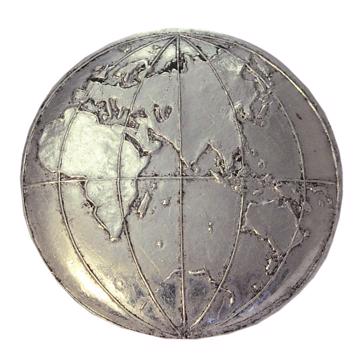 Pin's Planisphère en cuivre , argent, recto