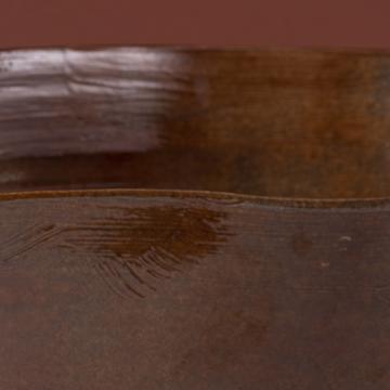 Saladier Crato en faïence tournée, brun, 28 cm diam. [4]
