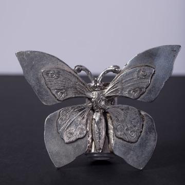 Salière Papillon en métal argenté ou doré, argent [1]