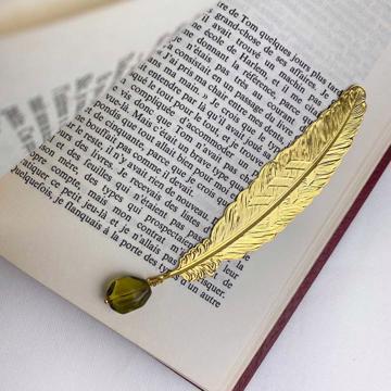 Feather book mark with cristal, gold, green cristal [1]