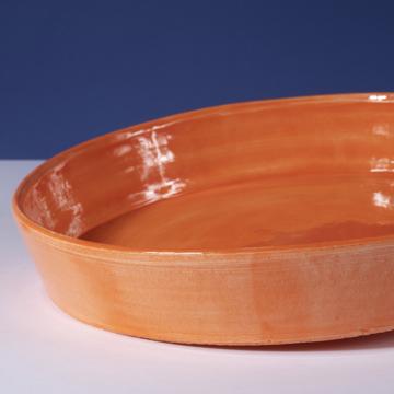 Crato dishes in turned Earthenware, strong orange, 23 cm diam. [2]