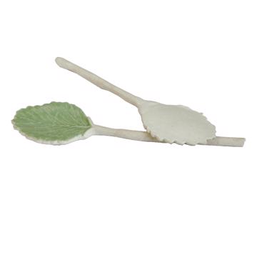 Leaf spoons in shaped porcelain, light green, flat leaf