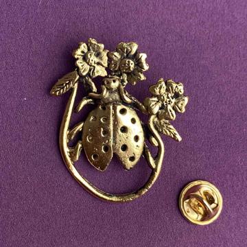 Ladybug Glasses Holder in silver or gold plated