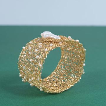 Aube cuff in pearls and gold plated, gold, the classic [1]