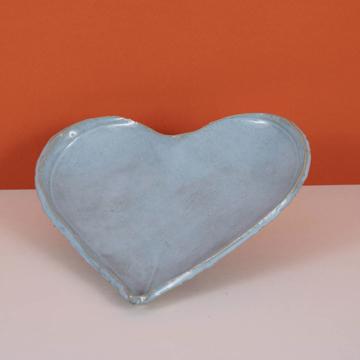 Heart plate in stamped stoneware