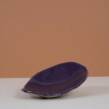 Bird bread dish in stamped sandstone, purple