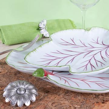 Tablescape with the Feuille Plates in Limoges Porcelain , multicolor, set with 3 cutlery - quartet design [2]