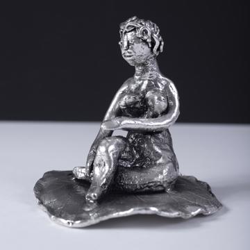 Les baigneuses en métal argenté, argent, assise [3]