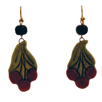 Cherry earrings in earthenware and cinabare, dark red, pierced ear [4]