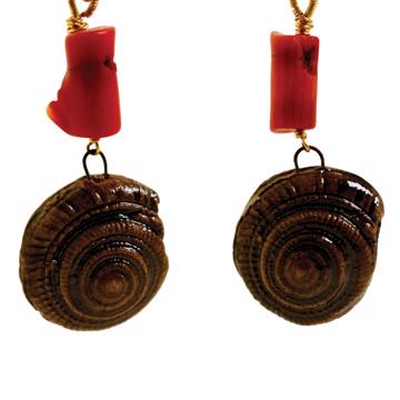 Nautilus Earrings in earthenware, mole, unpierced ear [3]