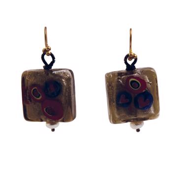 Square Murano earring in spun glass, black, pierced ear [4]