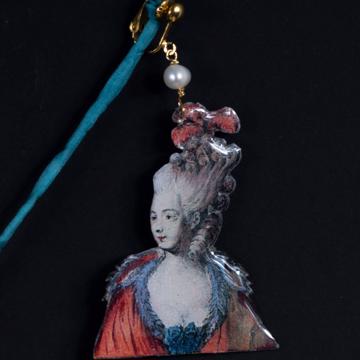 Marquises Earrings in decoupage, dark red, unpierced ear [4]