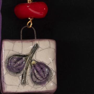 Fruit Earrings in earthenware, purple, pierced ear [3]
