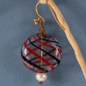Black and red Murano earring in blown glass, multicolor, pierced ear [2]