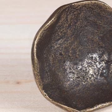 Bouton de porte grand champignon en métal patiné, bronze [4]