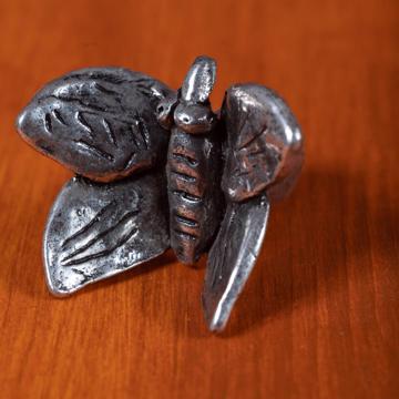 Bouton de porte Papillon en métal patiné, argent [1]