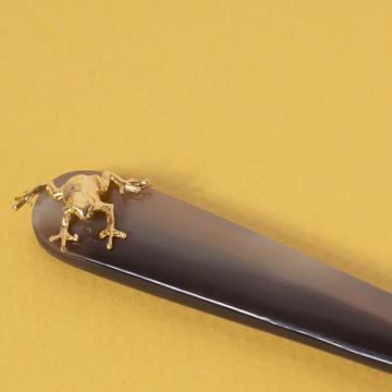 Honey Spoon in Horn, gold, frog [2]