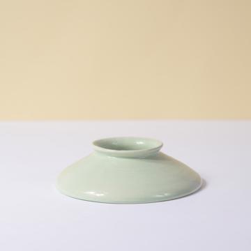 Round Eggcup in earthenware, mint green [1]