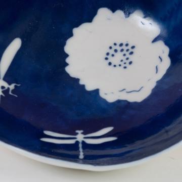 Stencil cup in stamped porcelain , dark blue, flower [2]