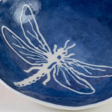 Stencil cup in stamped porcelain , dark blue, dragonfly [2]