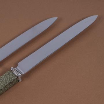 Couteau Galuchat en cuir véritable, vert foncé, table  [3]