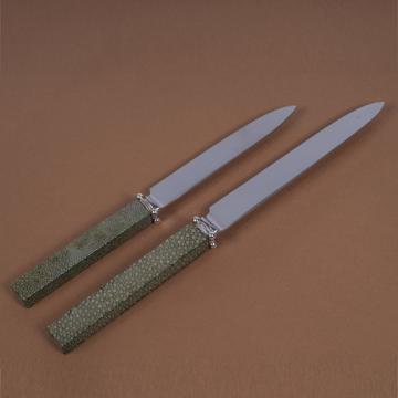 Couteau Galuchat en cuir véritable, vert foncé, dessert [1]