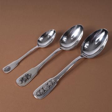 Passementerie spoons in silver plated, silver, dessert [1]