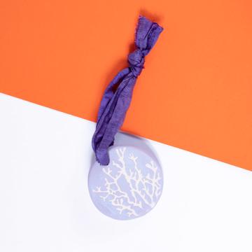 Médaille de Senteur Corail en faïence, lila, earl grey [1]