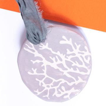 Coral Fragrance Medal in earthenware, gray, earl grey [2]