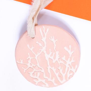 Coral Fragrance Medal in earthenware, light pink, earl grey [2]