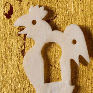 Key hole in Sculpted Bone, white, rooster [2]