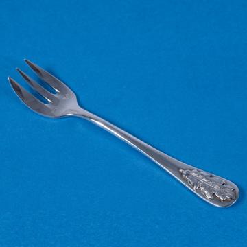 Silver leaves oyster fork in silver plated