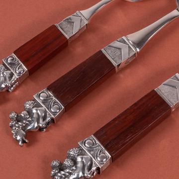 Neptune spoons in wood and silver plated, dark red, dessert [2]