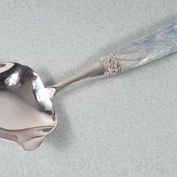 Pacific Cream ladle in mother of pearl inlaid, moss green  [2]