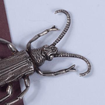 Pin's mini Scarabée en cuivre argenté ou doré, argent [4]
