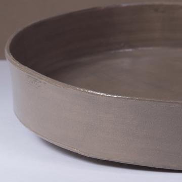 Crato dishes in turned Earthenware, mole, 32 cm diam. [2]
