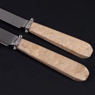 Quartet knife in coral stone, egg shell, table [2]