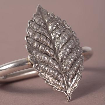 Leaves napkin rings in plated copper, silver, charm [2]