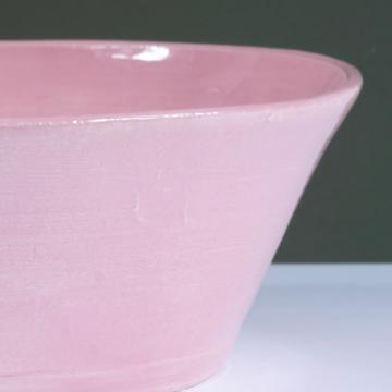 Crato salad bowl in turned earthenware, light pink, 24 cm diam. [4]