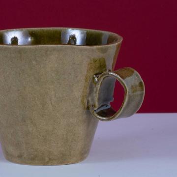 Chà cup in stamped stoneware, peridot green, cup only [2]