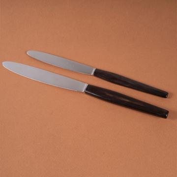 Tokyo knife in wood or horn, black, table [1]