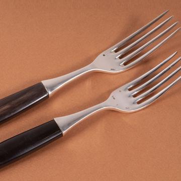 Tokyo fork in wood or horn, black, table [3]