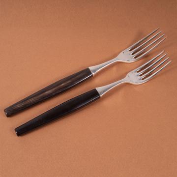 Tokyo fork in wood or horn, black, table [1]