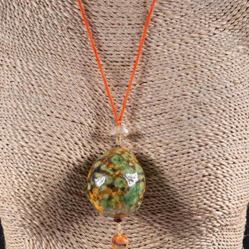 EggPendent in earthenware and silk, moss green  [1]